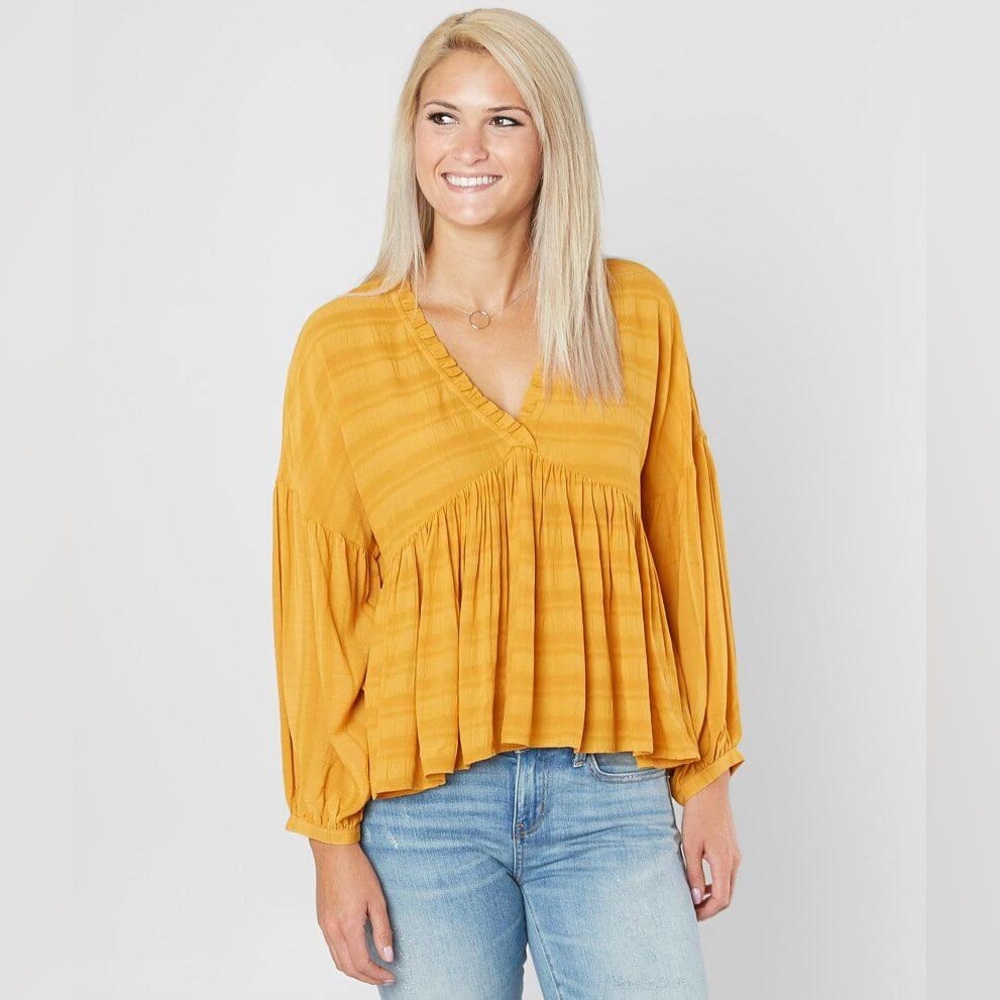 Lucky Brand Women's Romantic Peasant Ruffle Top size Small